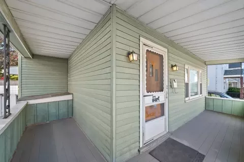 Exterior - 2 Perry Pl, Everett, MA 02149 photo 3 of 3