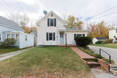 22 S Main St, Ashburnham, MA 01430