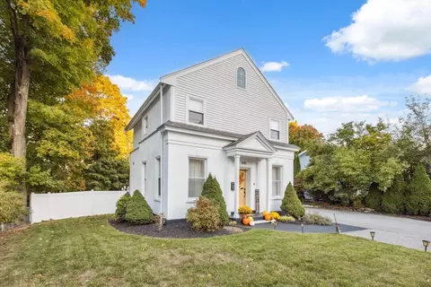 845 Main St, Reading, MA 01867 photo 4