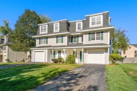 5 Victoria Gdn #B, Framingham, MA 01701
