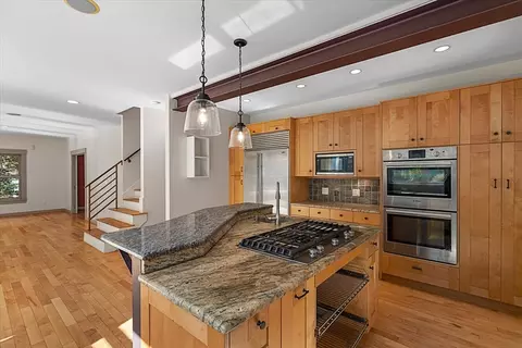 11 Berwick Ln, Worcester, MA 01602 photo 13