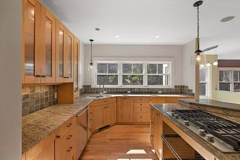 11 Berwick Ln, Worcester, MA 01602 photo 15
