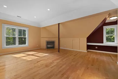 11 Berwick Ln, Worcester, MA 01602 photo 24