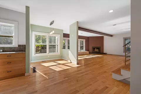 11 Berwick Ln, Worcester, MA 01602 photo 17