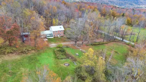 40 Holcomb Rd, Chester, MA 01011