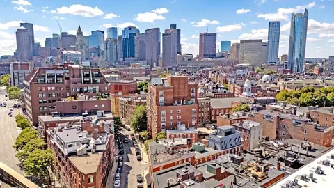 View/Area - 2 Powers Ct, Boston, MA 02109 photo 2 of 3