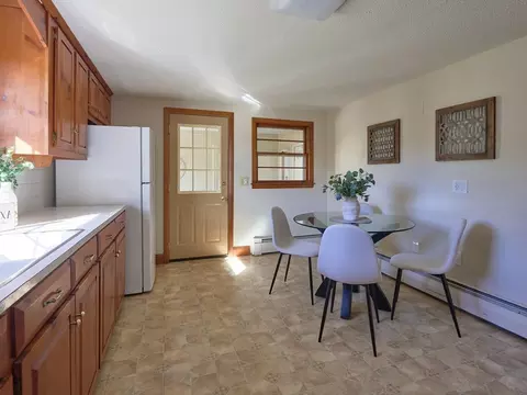 26 Ebenezer St, Worcester, MA 01604 photo 10