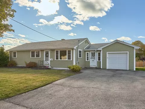 26 Ebenezer St, Worcester, MA 01604 photo 1