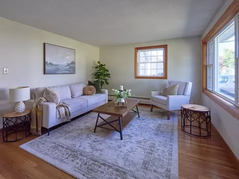 26 Ebenezer St, Worcester, MA 01604 photo 5