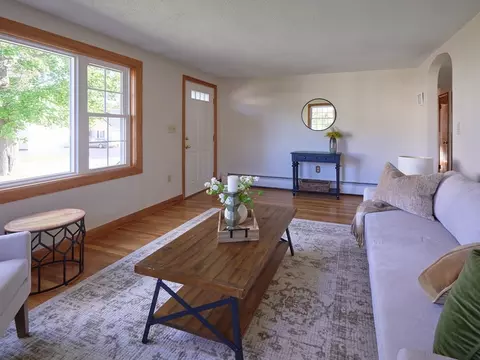 26 Ebenezer St, Worcester, MA 01604 photo 6