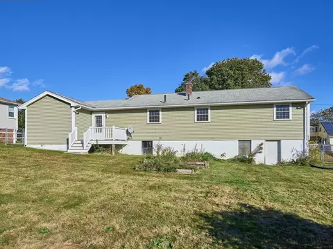 26 Ebenezer St, Worcester, MA 01604 photo 2