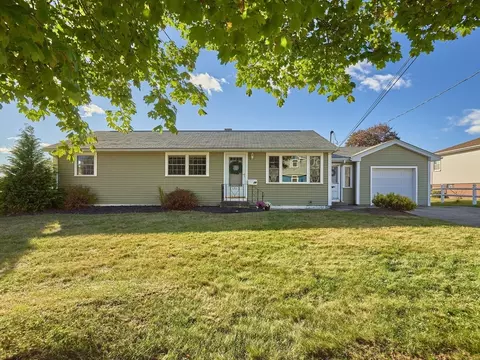 26 Ebenezer St, Worcester, MA 01604 photo 35