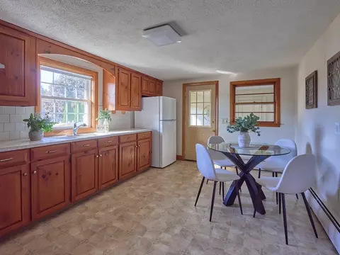 26 Ebenezer St, Worcester, MA 01604 photo 7
