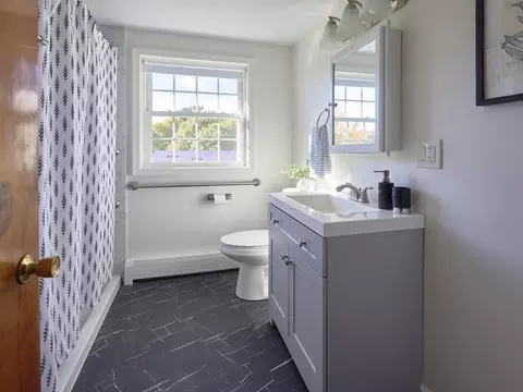 26 Ebenezer St, Worcester, MA 01604 photo 14