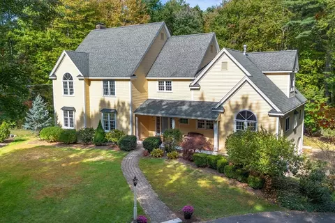 104 Green Rd, Bolton, MA 01740