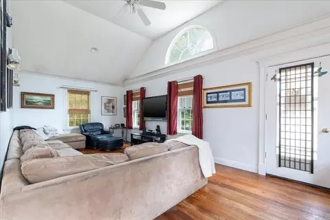125 Spring St, Hanover, MA 02339 photo 9