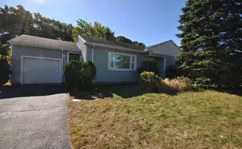 296 Belair St, New Bedford, MA 02745