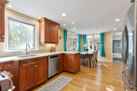 24 Conant St, Acton, MA 01720 photo 6