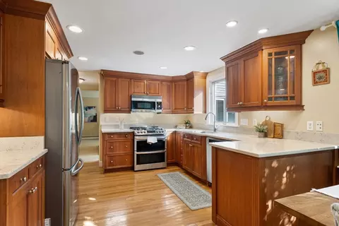 24 Conant St, Acton, MA 01720 photo 5