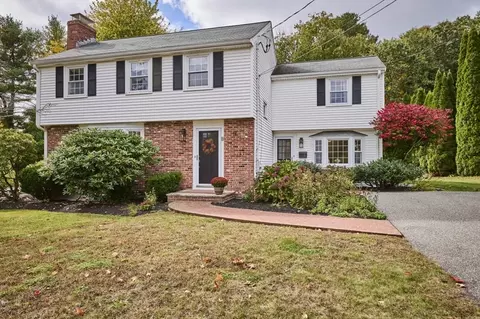 8 Marla Ln, Reading, MA 01867