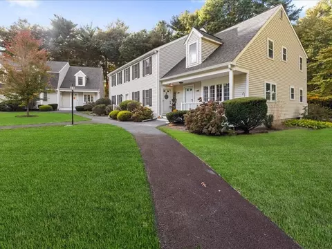 547 Washington St #A17, Pembroke, MA 02359