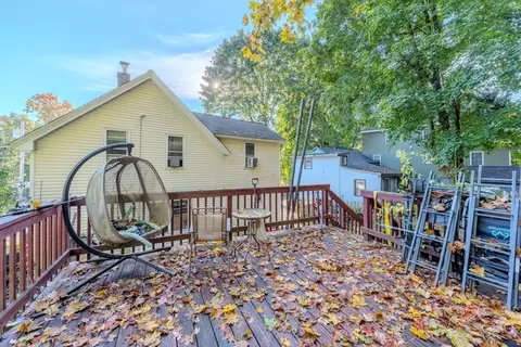 Exterior - 15 Ledge Ct, Clinton, MA 01510 photo 1 of 1