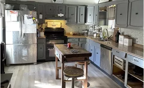 Kitchen - 15 Ledge Ct, Clinton, MA 01510 photo 1 of 1