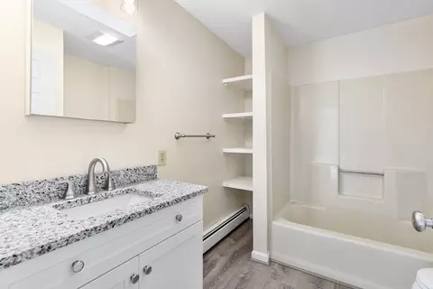 56 Vincent Cir, Worcester, MA 01604 photo 16