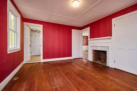 38 Pine St, Amherst, MA 01002 photo 15