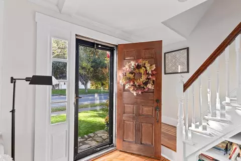 502 Main St, Hingham, MA 02043 photo 3