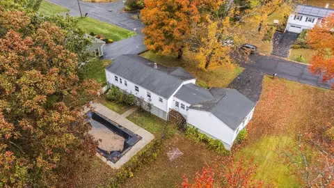 231 Brookside Cir, Northampton, MA 01062 photo 23