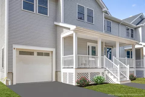 623 Norfolk St, Holliston, MA 01746