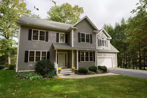 133 Aldrich St, Granby, MA 01033