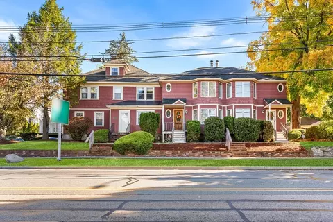 116 Nesmith St #2, Lowell, MA 01852
