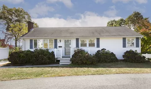 41 Roundtop Rd, Marlborough, MA 01752