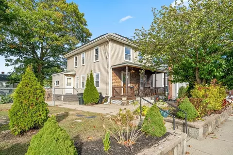 554 Sea St, Quincy, MA 02169