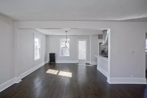Living - 80 Upland St, Springfield, MA 01104 photo 2 of 6