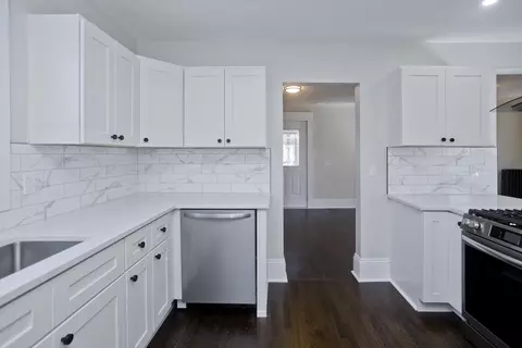 Kitchen - 80 Upland St, Springfield, MA 01104 photo 3 of 8