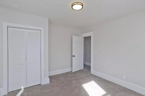 Bedroom - 80 Upland St, Springfield, MA 01104 photo 2 of 12