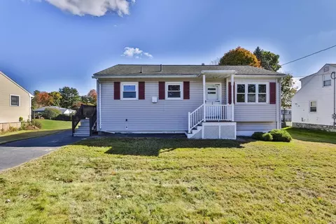 59 Douglas St, Haverhill, MA 01830