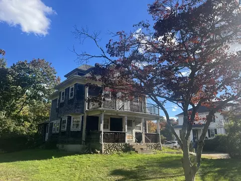 526 Berkley St, Berkley, MA 02779