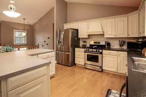 251 Corbett St, Fall River, MA 02720 photo 12