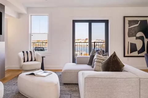 272 Eagle St #4, Boston, MA 02128 photo 15