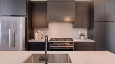 272 Eagle St #4, Boston, MA 02128 photo 6