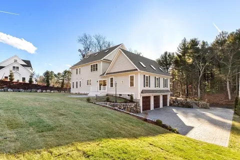 357 Grove St, Reading, MA 01867 photo 33