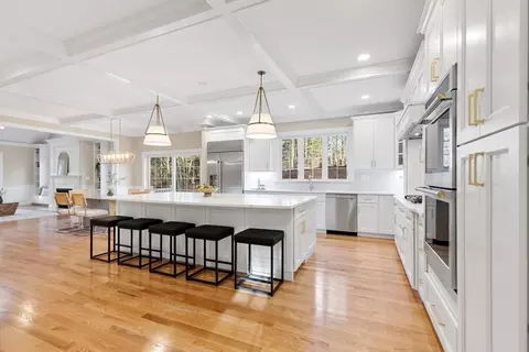 357 Grove St, Reading, MA 01867 photo 10