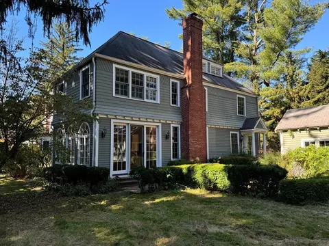 430 Grove St, Needham, MA 02492 photo 2