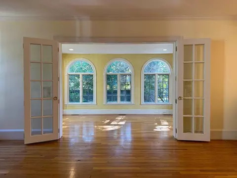 430 Grove St, Needham, MA 02492 photo 8