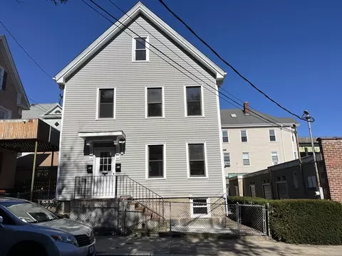 35 Penniman St, New Bedford, MA 02740