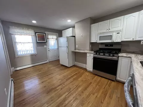 728 E 8th St #2, Boston, MA 02127 photo 9